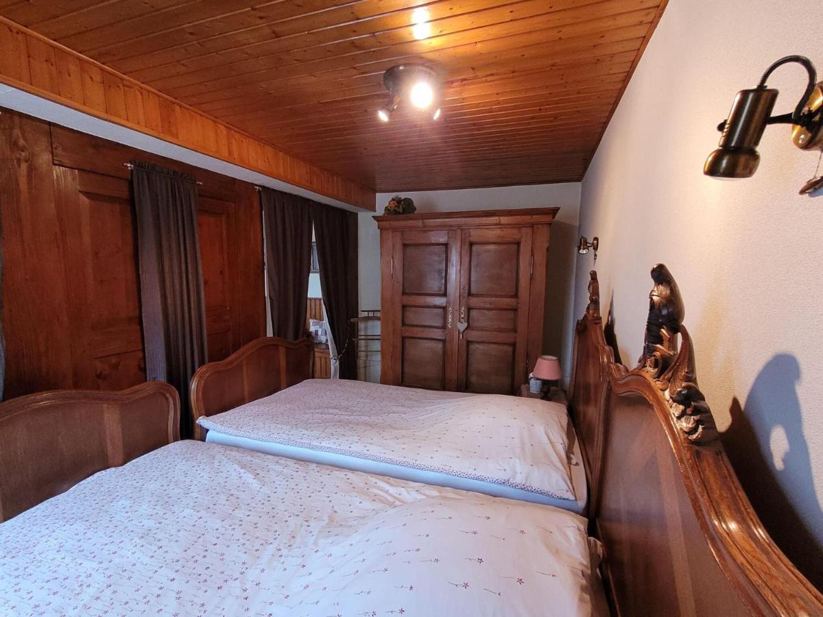 Cosy Holiday Home In Schleithal With Garden Kültér fotó